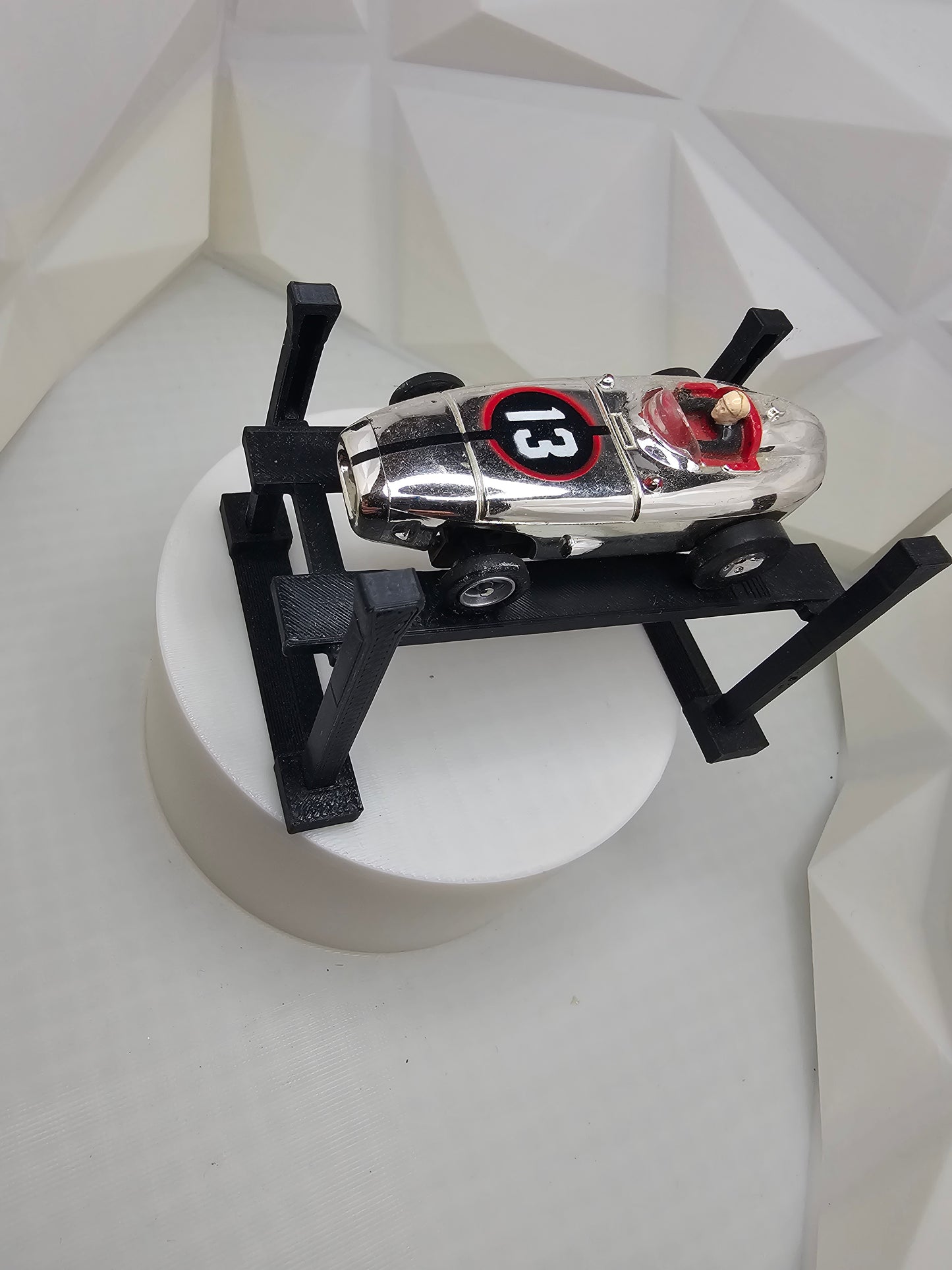 Slot car lift display