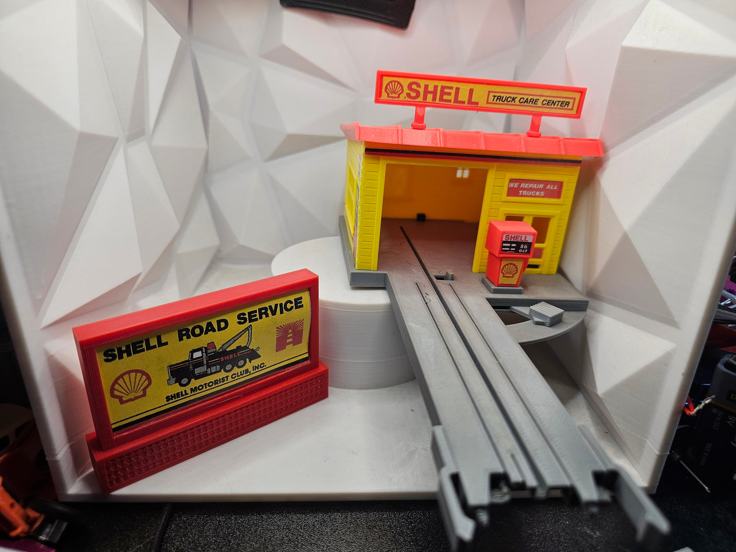 US-1 TRUCKING SHELL STATION WATWRSLIDE DECAL SET(DECALS ONLY)