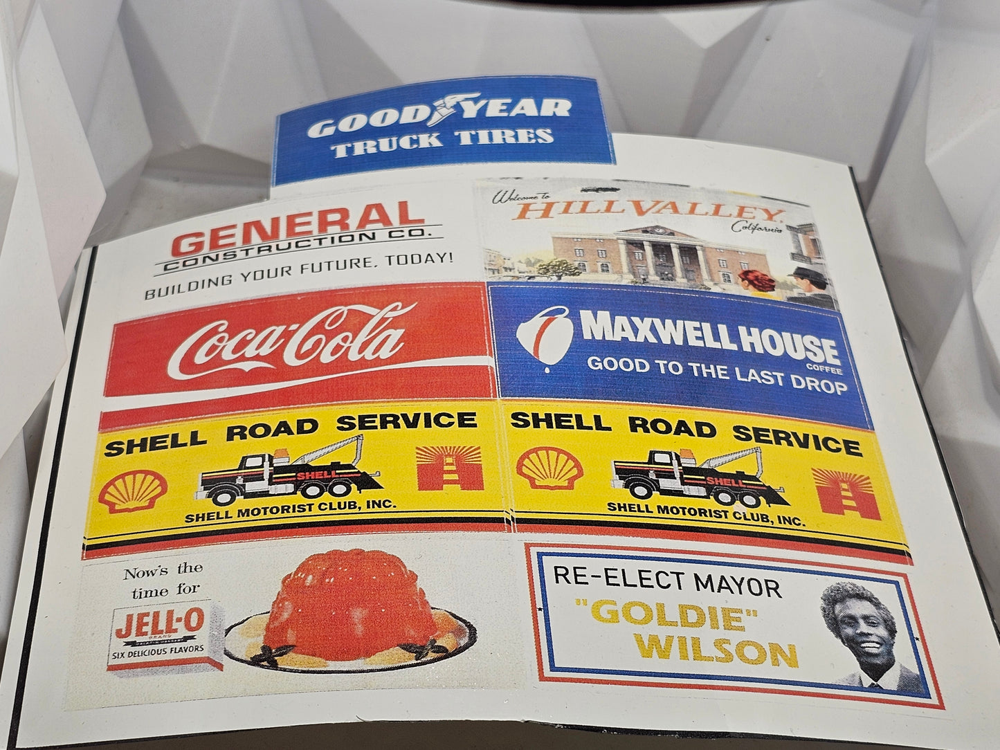 US-1 BILLBOARD WITH DECAL SHEET 10 DECALS IN ALL