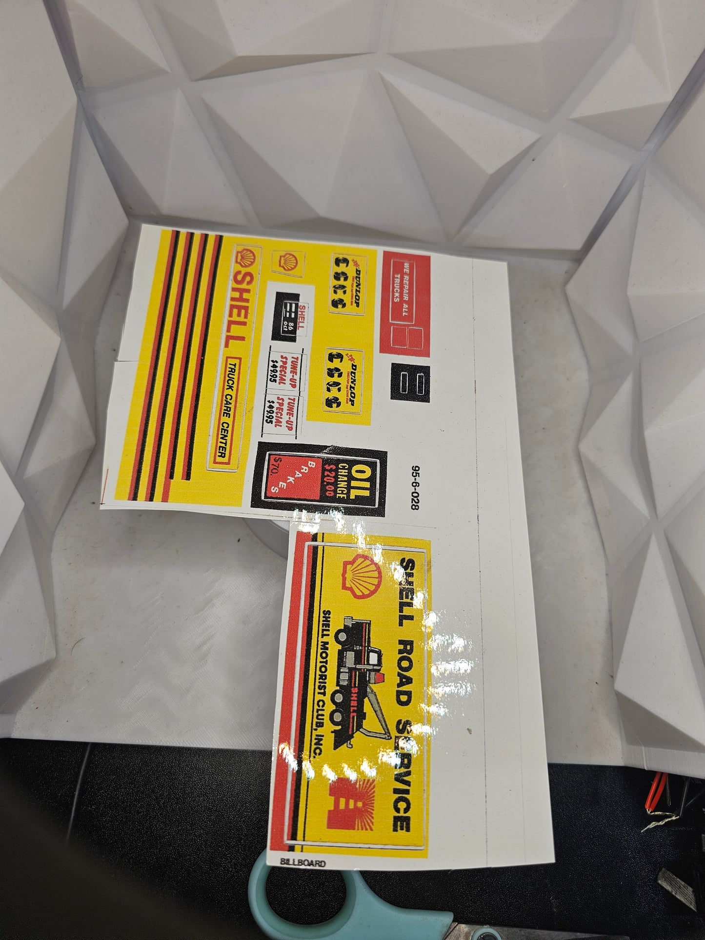 US-1 TRUCKING SHELL STATION WATWRSLIDE DECAL SET(DECALS ONLY)