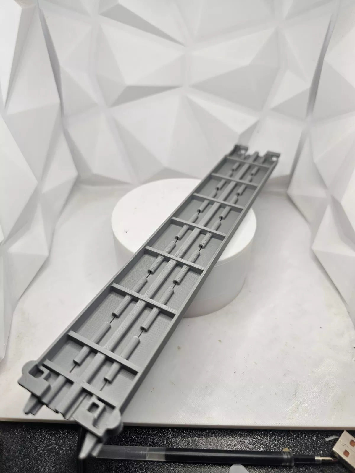 US-1 TRUCKING 9 INCH STRAIGHT REPRODUCTION TRACK (no rails)