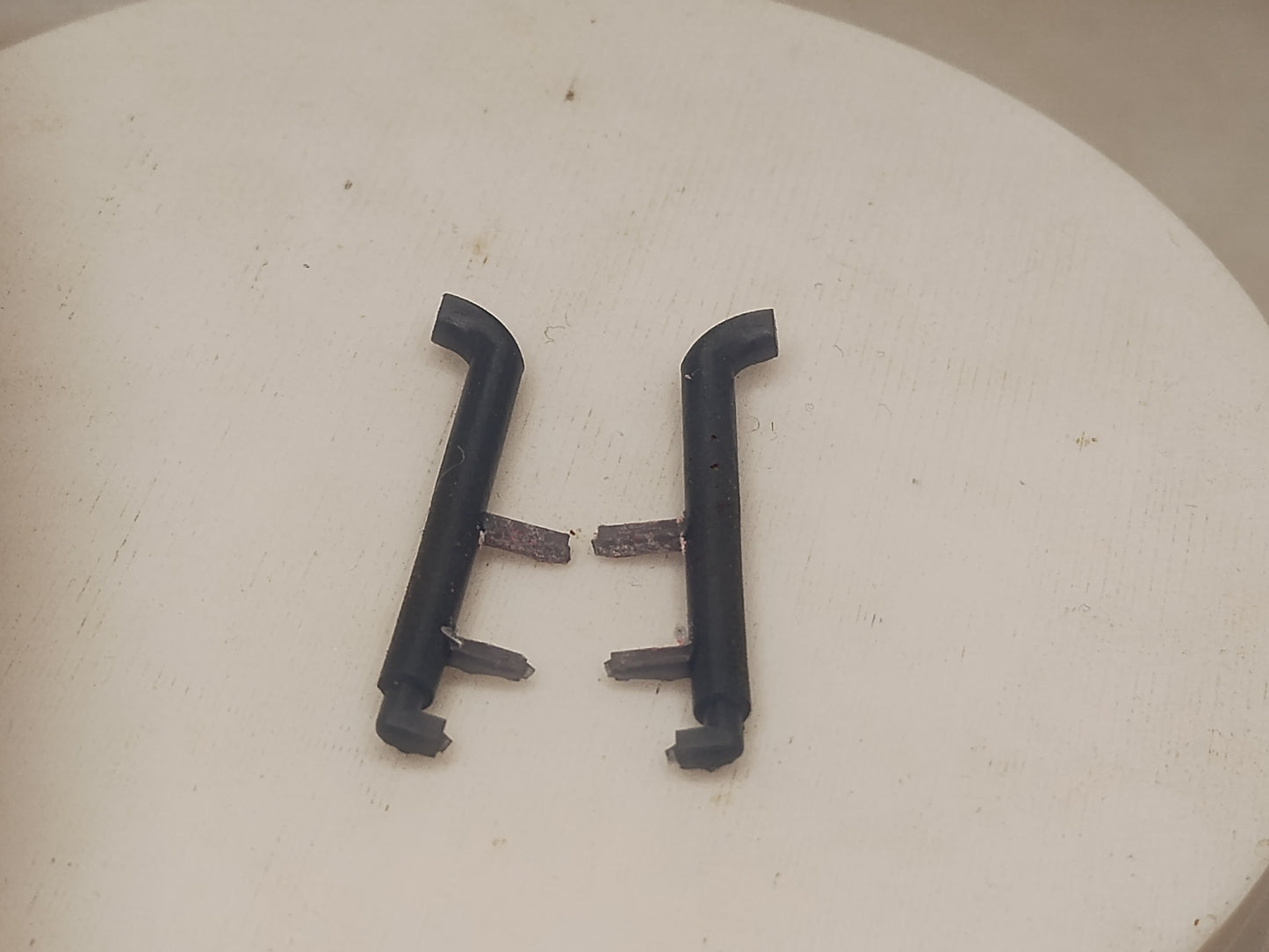AFX PETERBILT TURN OUT EXHAUST STACKS