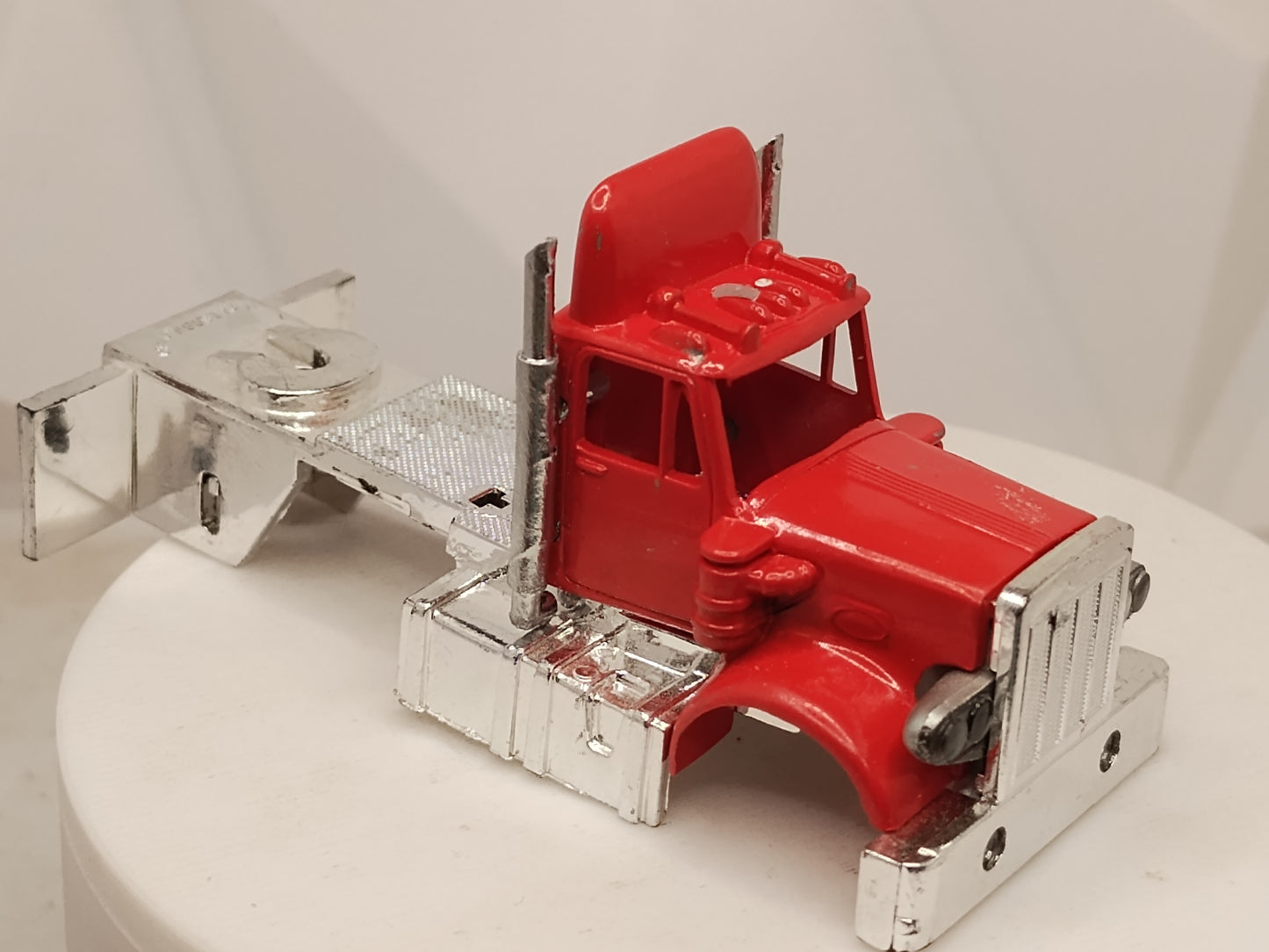 AFX PETERBILT SEMI REPRODUCTION EXHAUST STACKS