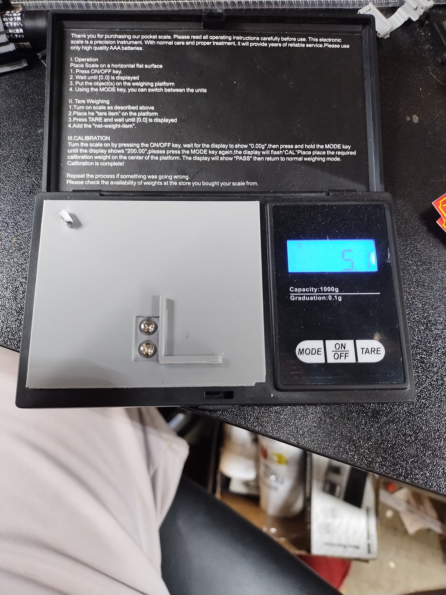 Magnet down force scale.