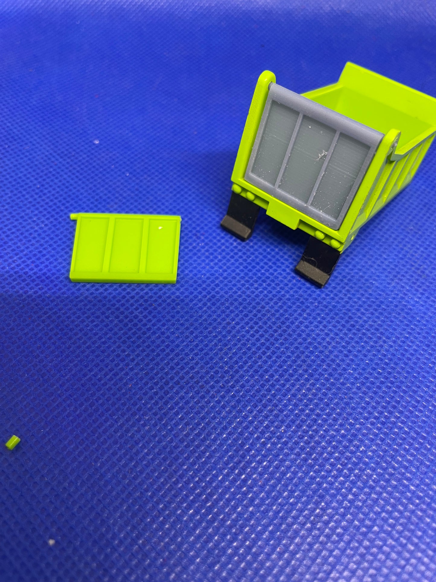 Tyco US-1 Trucking Green Dump Truck Replacement Tailgate