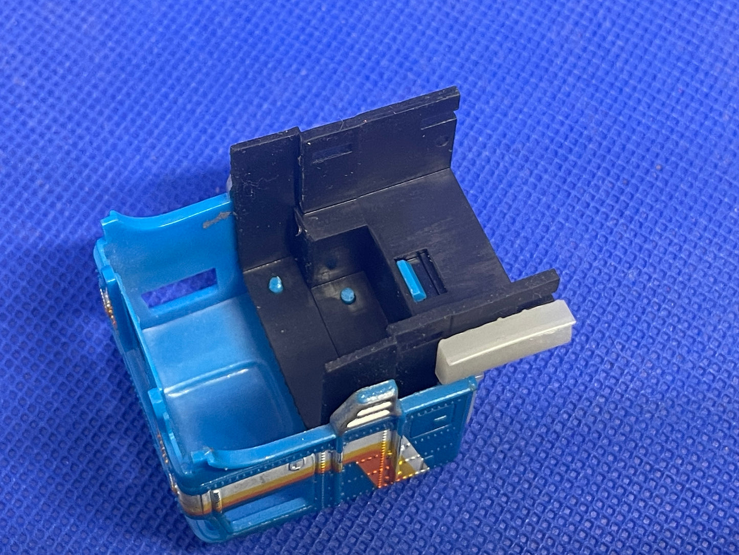 US-1 TRUCKING CAB OVER INSERT REPLACEMENT