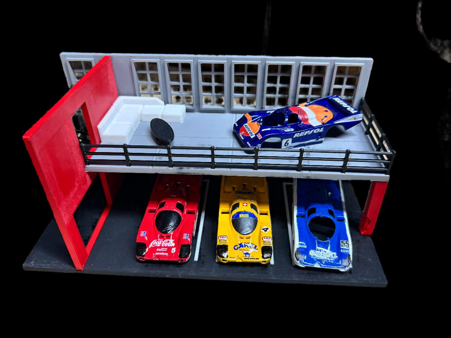 Hot wheels and Slot Car Show Room Diorama KIT