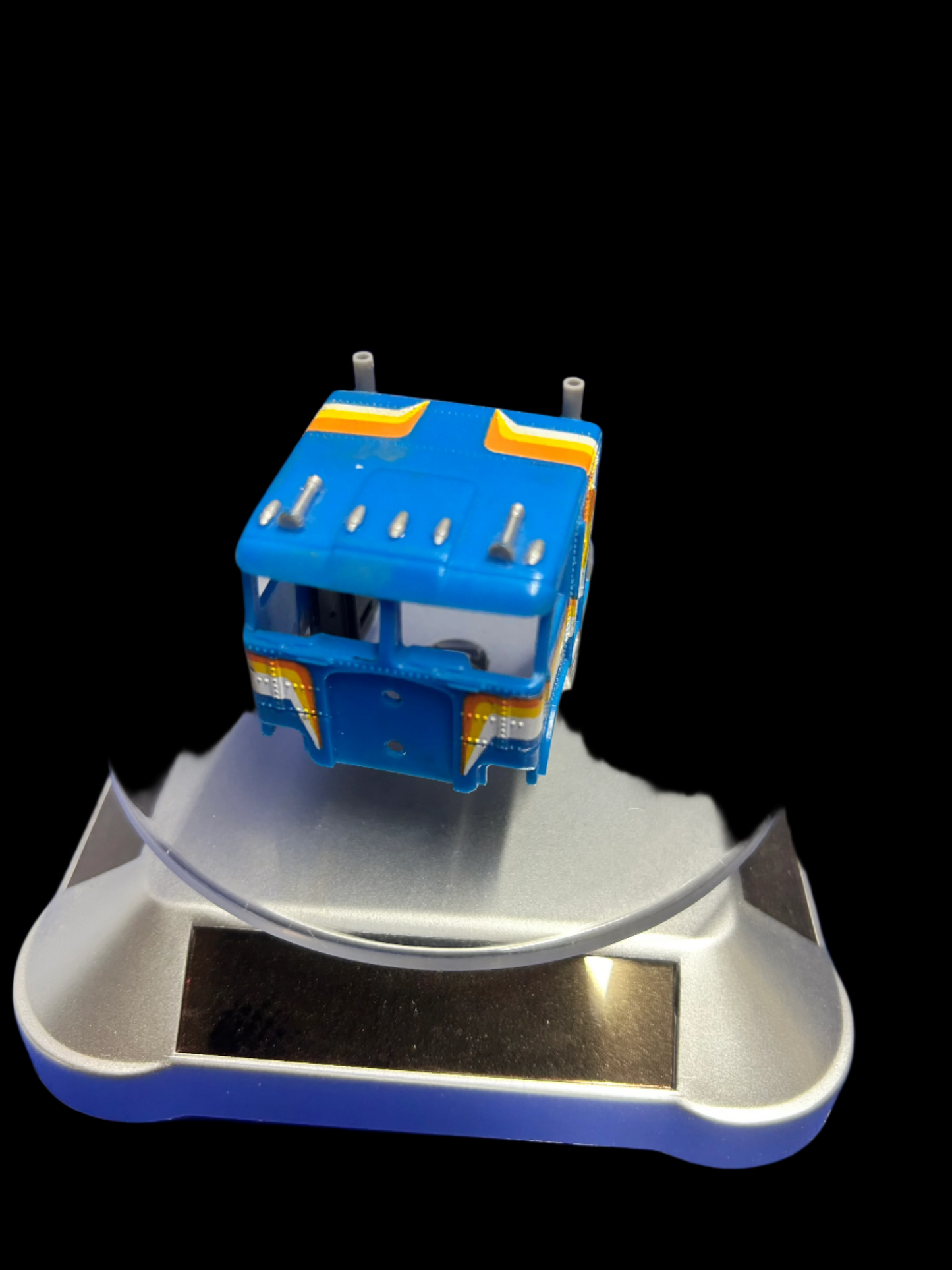 US-1 Trucking Cab Over straight exhaust