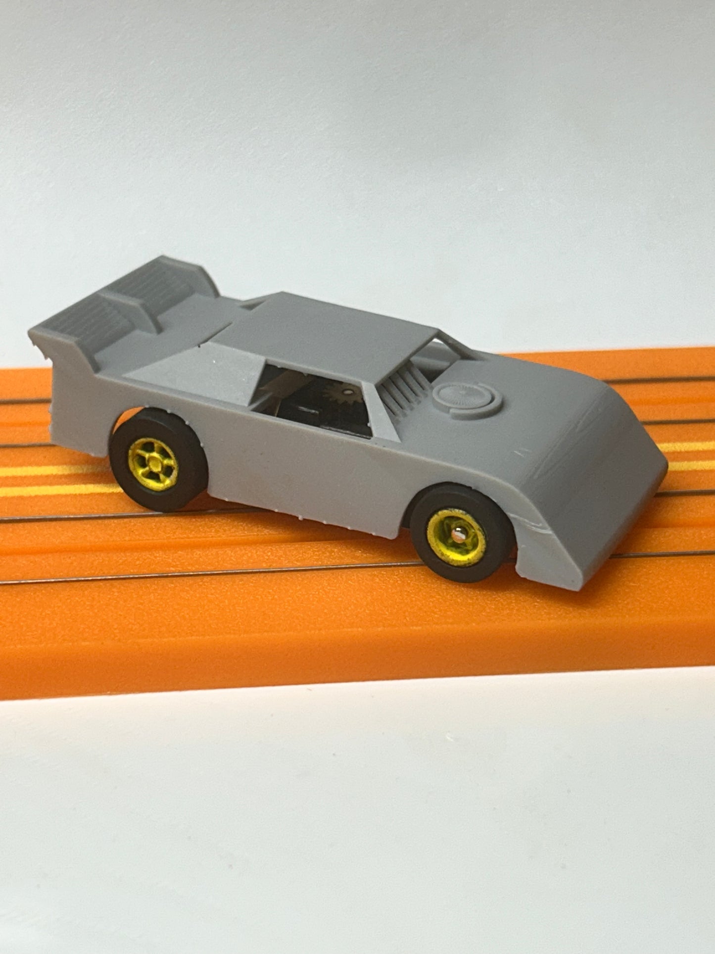 Late Model Dirt Car Body - Auto World Xtraction and magna traction Compatible