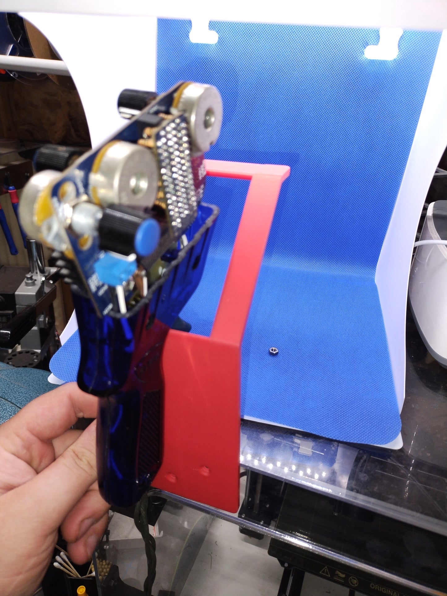 Flat Iroc slot car controller holder