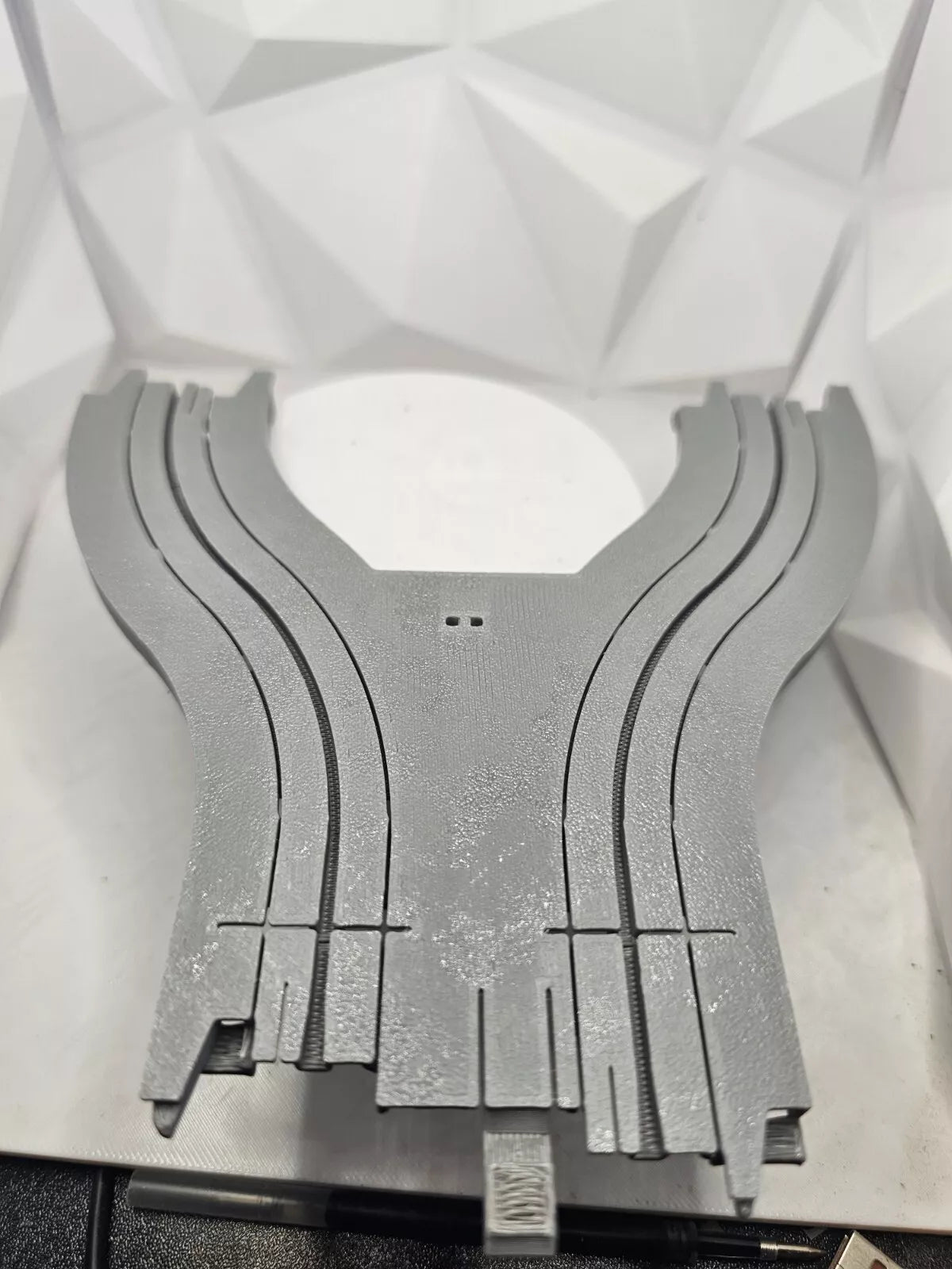 US-1 TRUCKING REPRODUCTION TYCO TRACK TO SINGLE WRAP AROUND TRACK With Holder