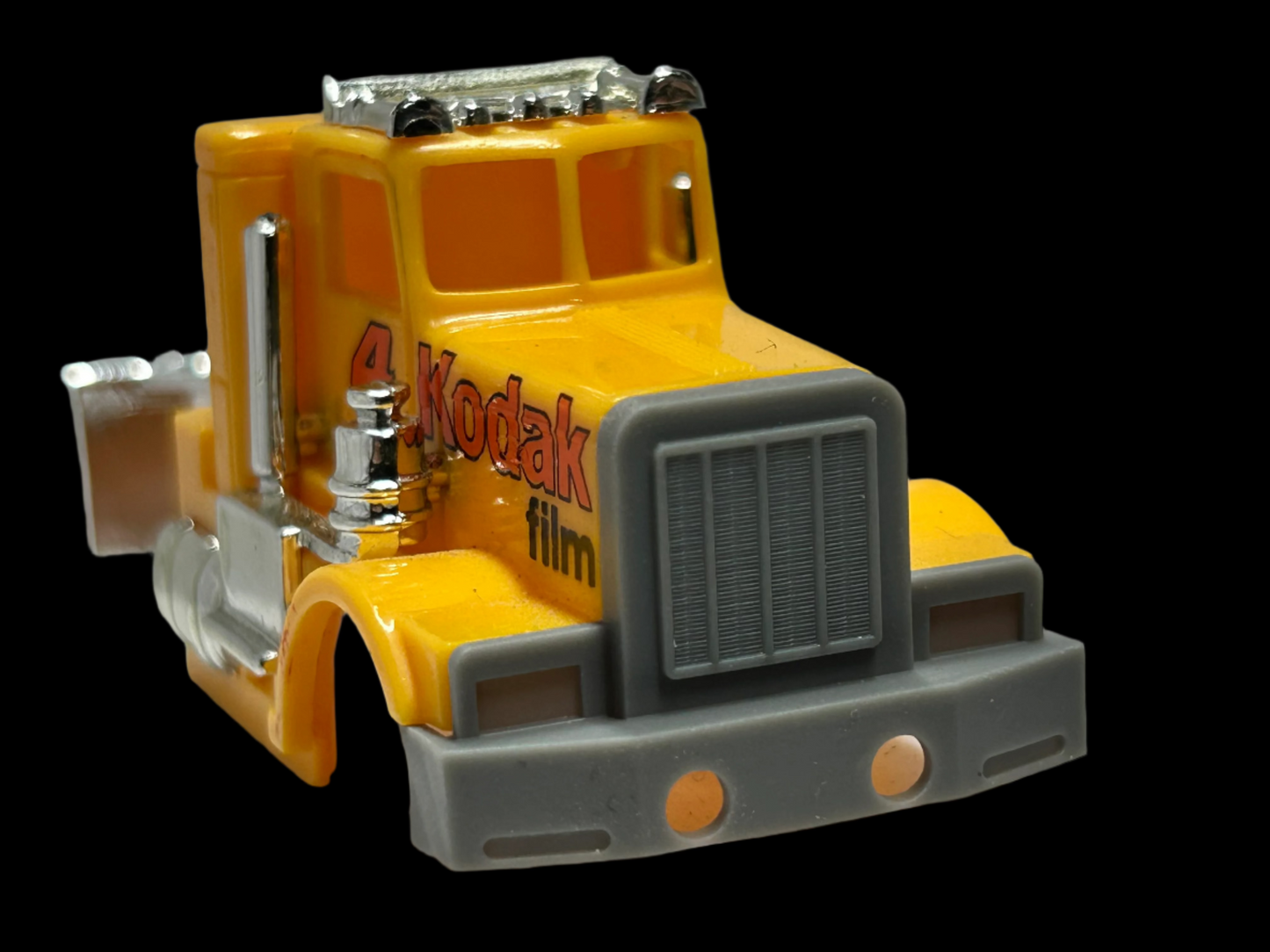 US-1 Trucking Peter Built Grill With No Headlights