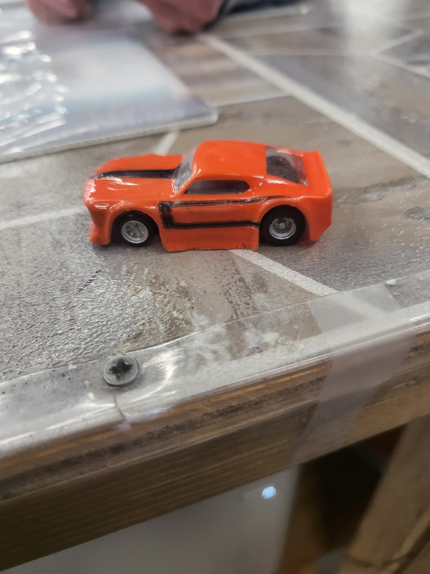 Magnatraction lexan body clip