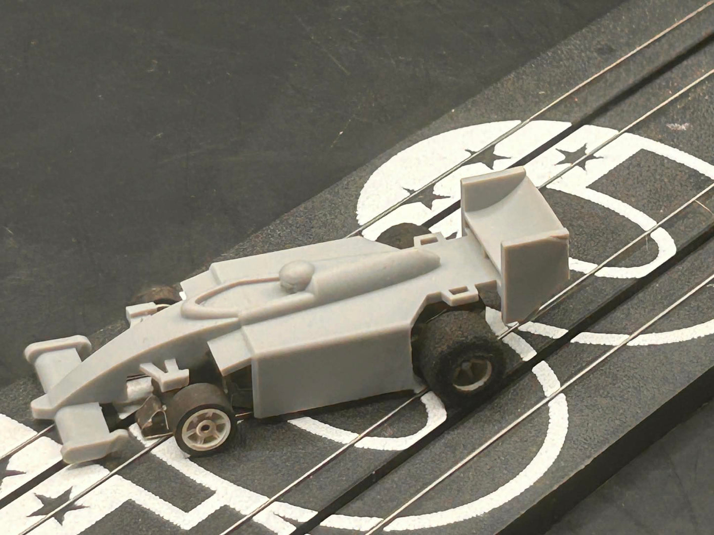 Indy car body fits a G plus narrow chassis