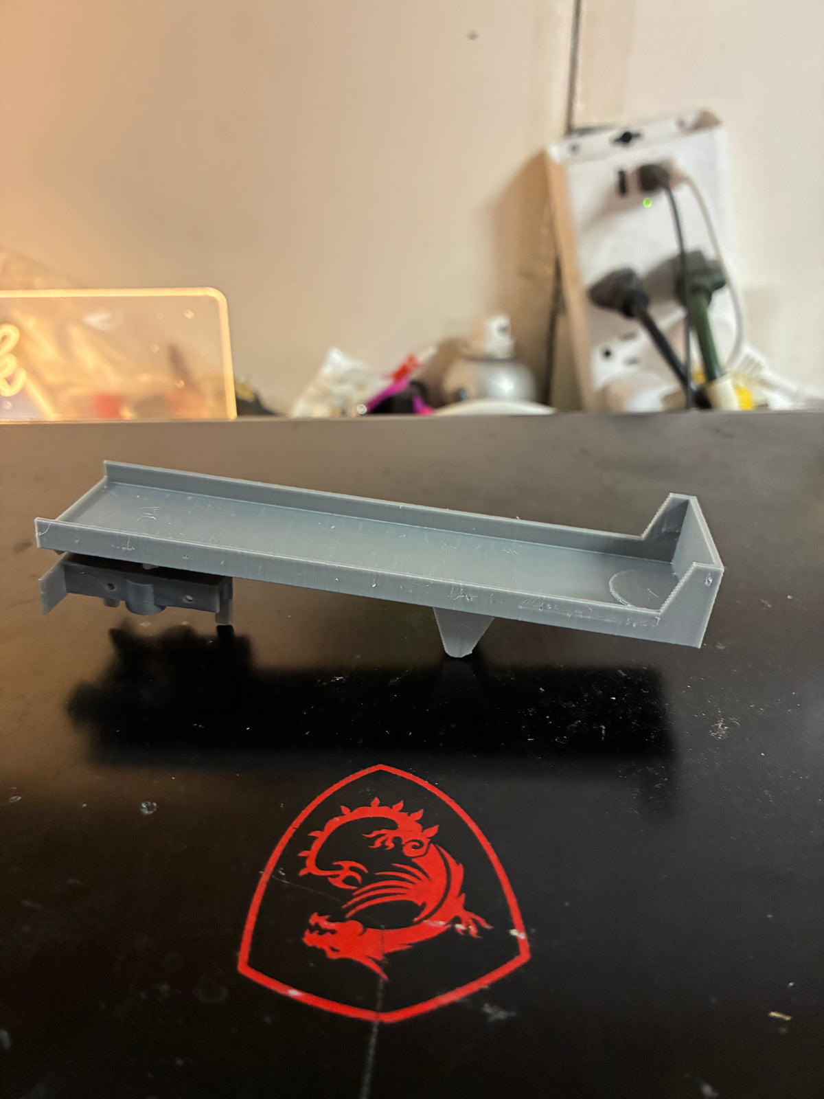 US-1 Trucking 3D Printed Flatbed Trailer with Magnet-Ready Axle Bogie – Magnets Not Included