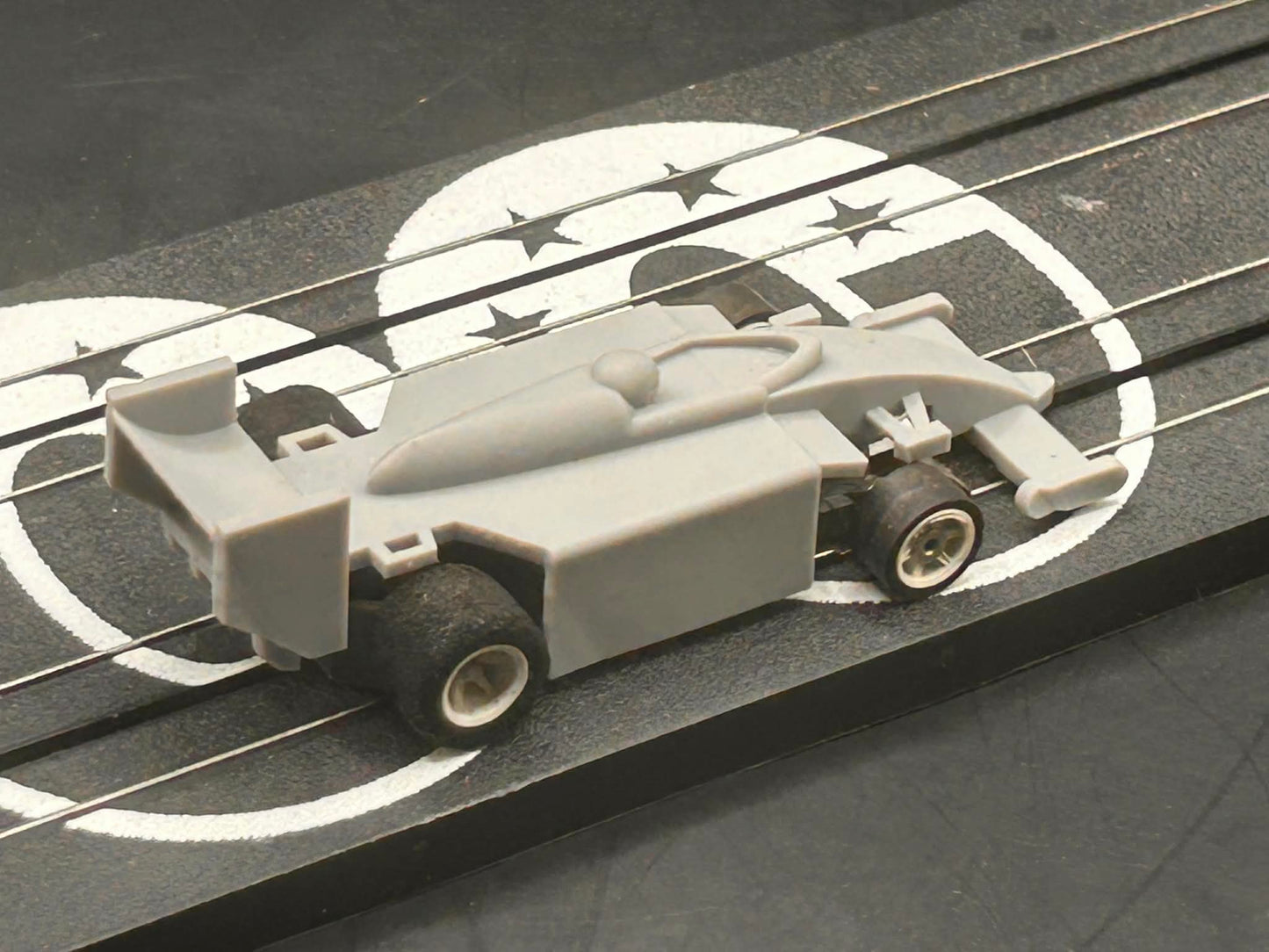 Indy car body fits a G plus narrow chassis