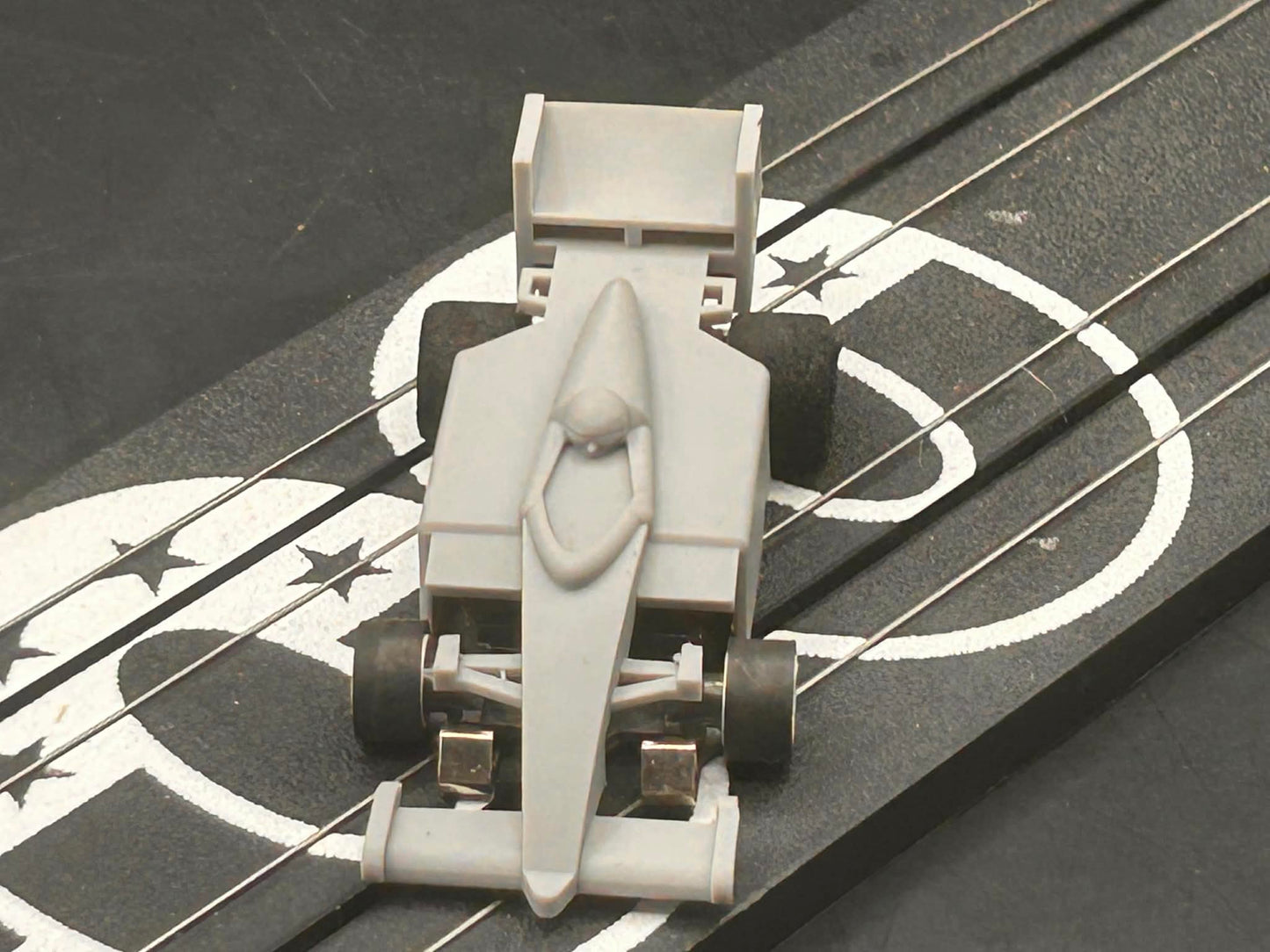 Indy car body fits a G plus narrow chassis