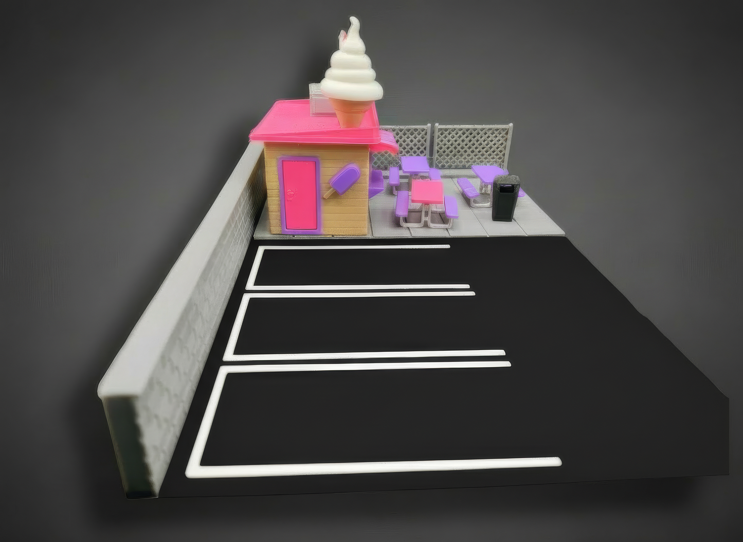 HO Scale Slot Car Ice cream shop diroma